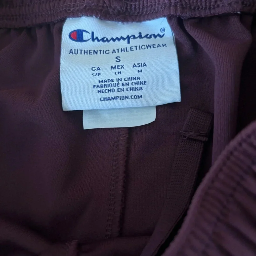Champion Shorts With Pockets